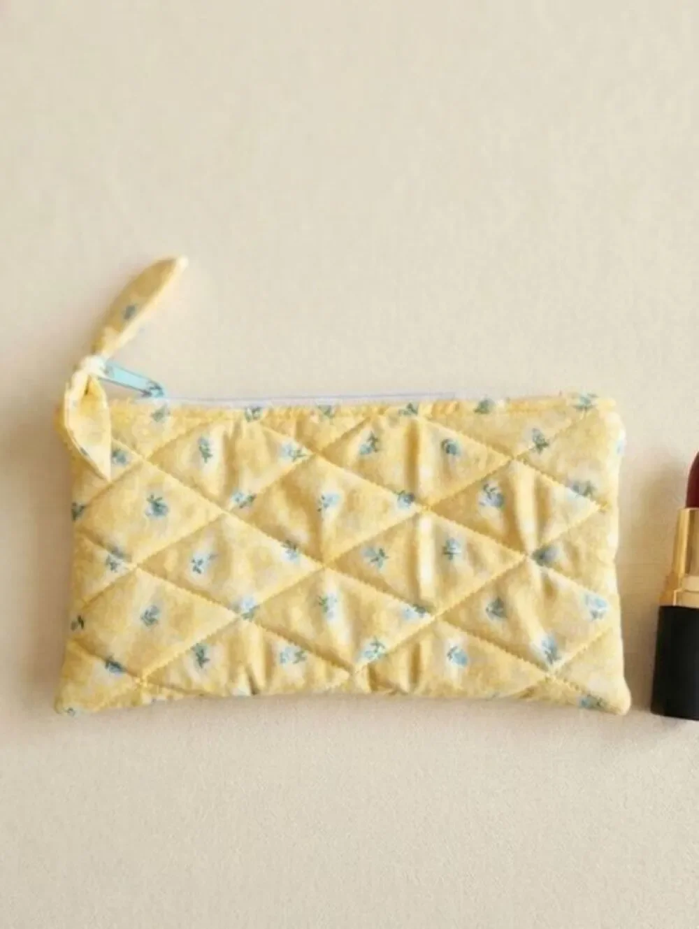 Quilted bow pouch